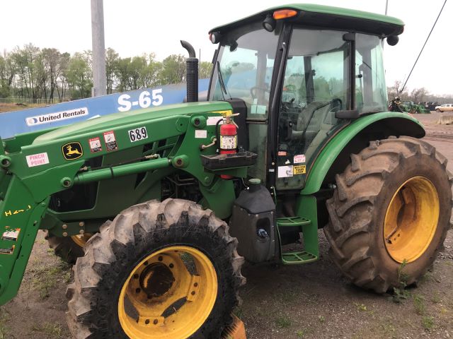 2016 John Deere 5085E Tractor (DH689)